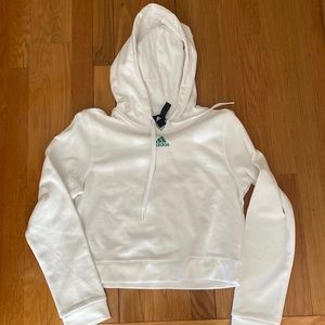 Adidas crop sweatshirt like new.